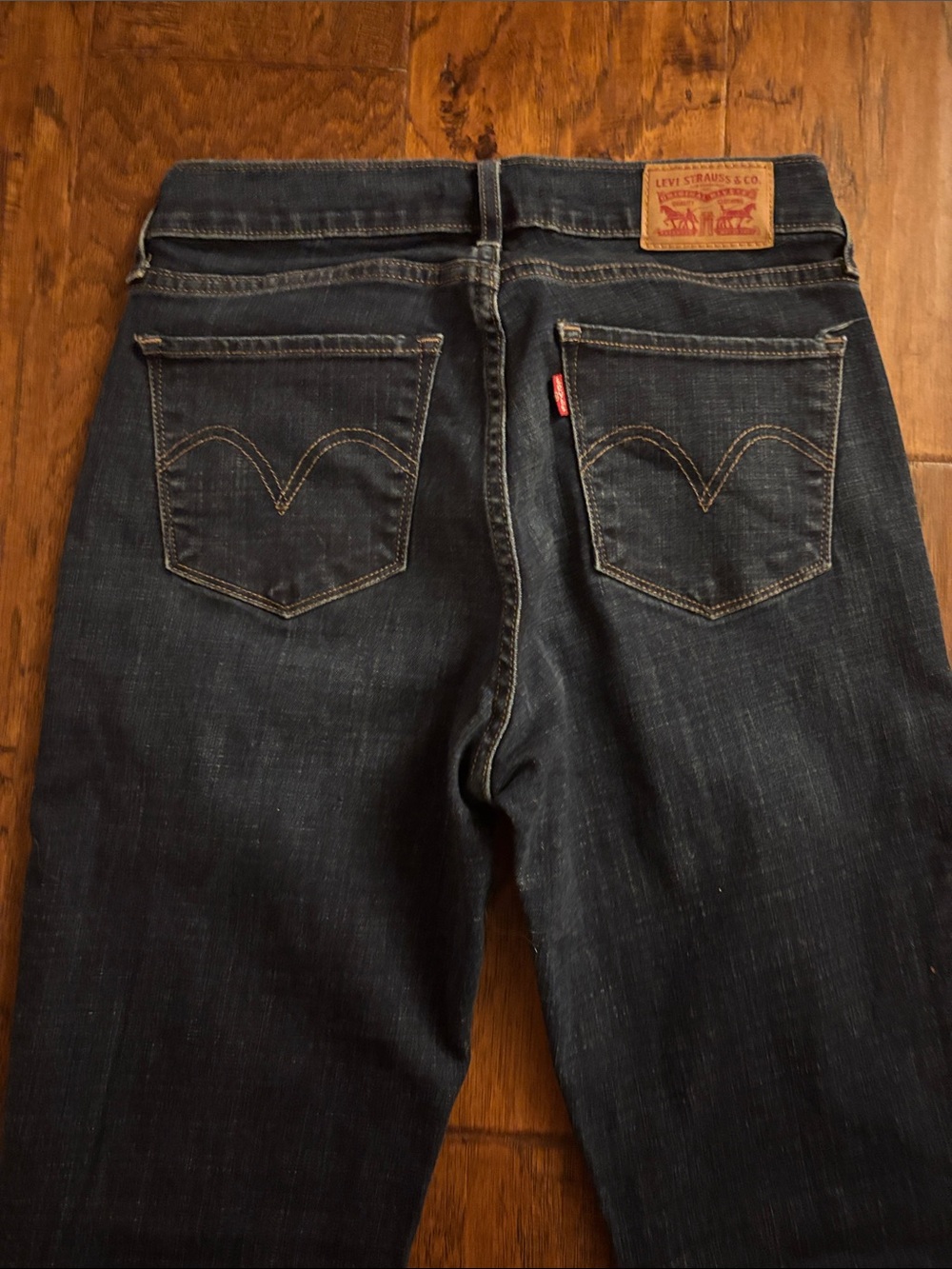 Levi's W27 L32 Dark Indigo Flared Jeans